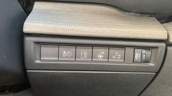 Citroen C5 X 1.6 12.4kWh MAX e-EAT8 Euro 6 (s/s) 5dr
