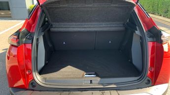 Peugeot 2008 50kWh Allure SUV 5dr Electric Auto (7kW Charger) (136 ps)