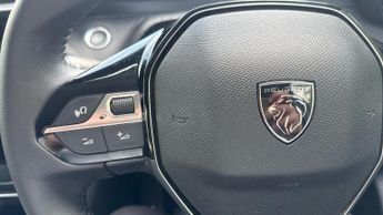 Peugeot 208 50kWh E-Style Auto 5dr (7.4kW Charger)