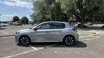 Peugeot 208 50kWh E-Style Auto 5dr (7.4kW Charger)