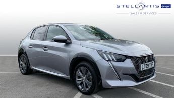 Peugeot 208 50kWh Allure Hatchback 5dr Electric Auto (136 ps)