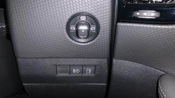 DS Automobiles Ds 4 1.6 E-TENSE 12.4kWh Rivoli Hatchback 5dr Petrol Plug-in Hybrid E