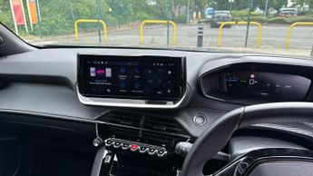 Peugeot 2008 50kWh Allure Auto 5dr (7kW Charger)