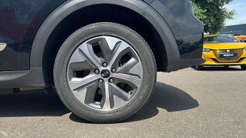 Kia niro 64kWh 4 SUV 5dr Electric Auto (201 bhp)