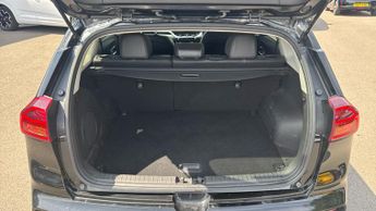 Kia niro 64kWh 4 SUV 5dr Electric Auto (201 bhp)