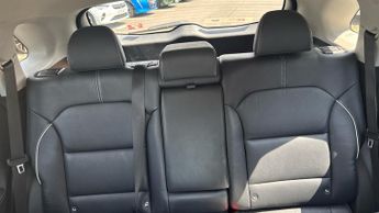 Kia niro 64kWh 4 SUV 5dr Electric Auto (201 bhp)