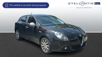 Alfa Romeo Giulietta 1.6 JTDM-2 Super Hatchback 5dr Diesel Manual Euro 6 (s/s) (120 b