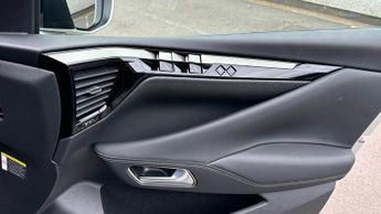 DS Automobiles Ds 4 1.2 MHEV Pallas Hatchback 5dr Petrol Hybrid e-DSC Euro 6 (s/s) (