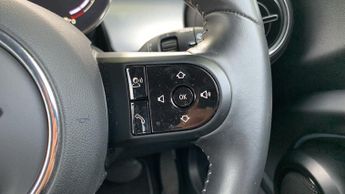 Mini Hatch 1.5 Cooper Exclusive Hatchback 3dr Petrol Steptronic Euro 6 (s/s