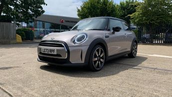 Mini Hatch 1.5 Cooper Exclusive Hatchback 3dr Petrol Steptronic Euro 6 (s/s