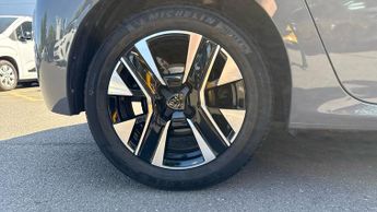 Peugeot 208 1.2 PureTech MHEV Allure Hatchback 5dr Petrol Hybrid e-DSC Euro 