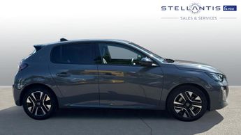 Peugeot 208 1.2 PureTech MHEV Allure Hatchback 5dr Petrol Hybrid e-DSC Euro 