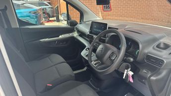 Citroen Berlingo 800 50kWh Driver M Pro Panel Van 5dr Electric Auto SWB (7.4kW Ch