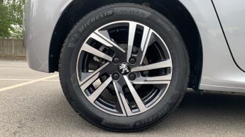 Peugeot 208 1.2 PureTech Allure Premium Hatchback 5dr Petrol EAT Euro 6 (s/s