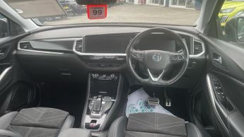 Vauxhall Grandland 1.5 Turbo D Ultimate SUV 5dr Diesel Auto Euro 6 (s/s) (130 ps)