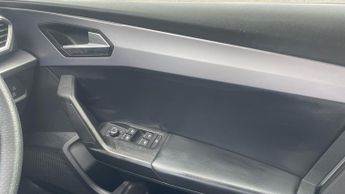 Seat Leon 1.0 eTSI MHEV FR DSG Euro 6 (s/s) 5dr