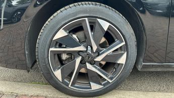Peugeot 308 Sw 1.2 PureTech Allure Estate 5dr Petrol EAT Euro 6 (s/s) (130 ps)