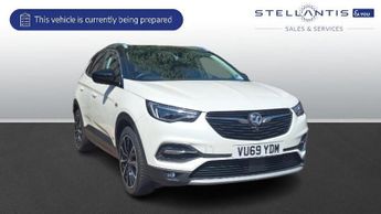 Vauxhall Grandland X 1.6 13.2kWh Ultimate Nav SUV 5dr Petrol Plug-in Hybrid Auto 4WD 