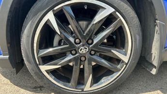 Toyota C-Hr 2.0 VVT-h GR SPORT SUV 5dr Petrol Hybrid CVT Euro 6 (s/s) (184 p