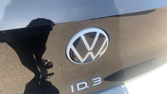 Volkswagen Id.3 Pro S 77kWh Tour Hatchback 5dr Electric Auto (204 ps)
