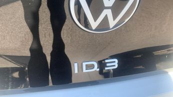 Volkswagen Id.3 Pro S 77kWh Tour Hatchback 5dr Electric Auto (204 ps)