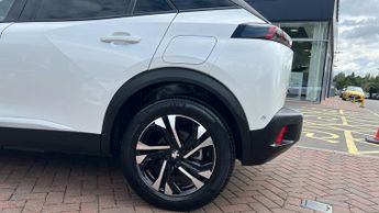 Peugeot 2008 50kWh GT SUV 5dr Electric Auto (136 ps)