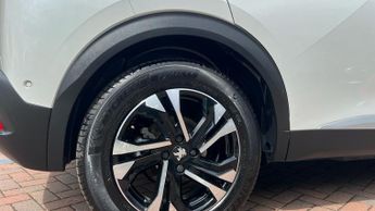 Peugeot 2008 50kWh GT SUV 5dr Electric Auto (136 ps)