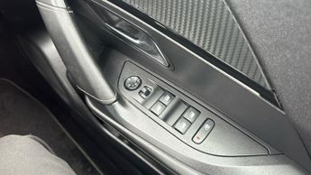 Peugeot 2008 1.2 PureTech GT SUV 5dr Petrol EAT Euro 6 (s/s) (130 ps)