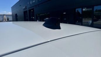Peugeot 308 54kWh First Edition Hatchback 5dr Electric Auto (156 ps)