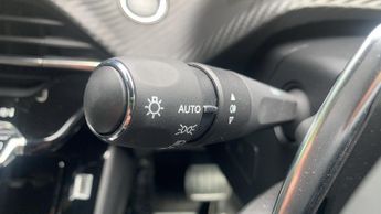 Peugeot 2008 1.2 PureTech Allure EAT Euro 6 (s/s) 5dr