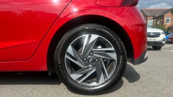 Hyundai I20 1.0 T-GDi MHEV SE Connect Hatchback 5dr Petrol Hybrid DCT Euro 6