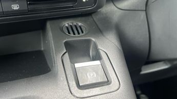 Vauxhall Combo Life Electric 52kWh Ultimate MPV 5dr Electric Auto (7.4kW Charger) (136 ps)
