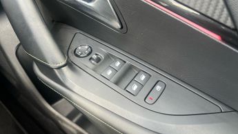 Peugeot 2008 1.2 PureTech GT SUV 5dr Petrol EAT Euro 6 (s/s) (130 ps)
