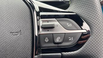 Peugeot 308 54kWh GT Hatchback 5dr Electric Auto (156 ps)