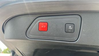 Peugeot 3008 SUV 1.2 PureTech GT Premium SUV 5dr Petrol EAT Euro 6 (s/s) (130 ps)