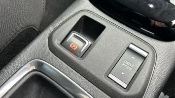 Vauxhall Corsa Electric 50kWh Elite Premium Hatchback 5dr Electric Auto (136 ps)