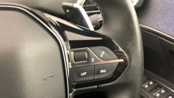 Peugeot 3008 SUV 1.6 13.2kWh Allure Premium + SUV 5dr Petrol Plug-in Hybrid e-EAT