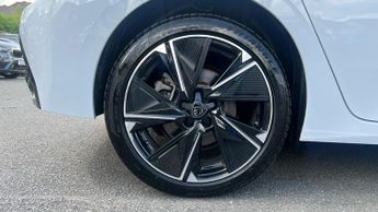 Peugeot 308 54kWh GT Hatchback 5dr Electric Auto (156 ps)
