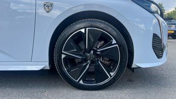 Peugeot 308 54kWh GT Hatchback 5dr Electric Auto (156 ps)