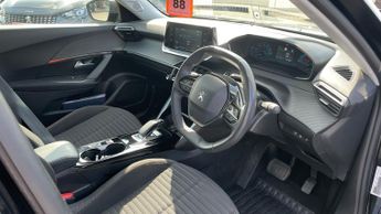 Peugeot 2008 50kWh Active Premium SUV 5dr Electric Auto (136 ps)