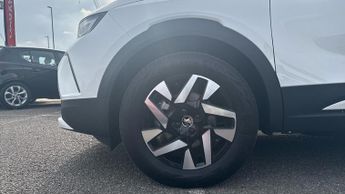 Vauxhall Mokka Electric 50kWh Griffin SUV 5dr Electric Auto (136 ps)