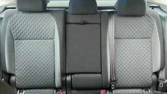Volkswagen Tiguan 2.0 TDI BlueMotion Tech SE SUV 5dr Diesel DSG 4Motion Euro 6 (s/