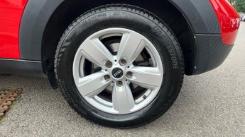 Mini Countryman 1.6 Cooper SUV 5dr Petrol Auto Euro 6 (122 ps)