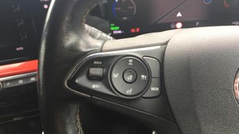 Vauxhall Mokka Electric 50kWh SRi Nav Premium SUV 5dr Electric Auto (136 ps)