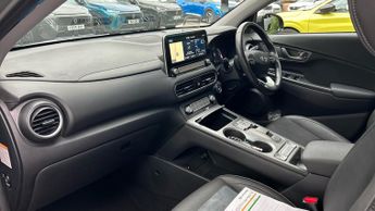 Hyundai Kona 64kWh Premium SE SUV 5dr Electric Auto (7kW Charger) (204 ps)