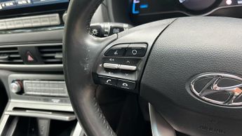 Hyundai Kona 64kWh Premium SE SUV 5dr Electric Auto (7kW Charger) (204 ps)