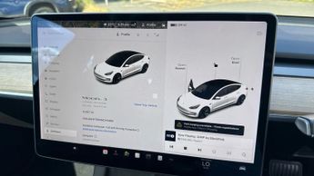 Tesla Model 3 (Dual Motor) Long Range Saloon 4dr Electric Auto 4WDE (346 ps)