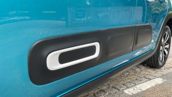 Citroen C3 1.2 PureTech PLUS Hatchback 5dr Petrol EAT6 Euro 6 (s/s) (110 ps