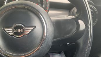 Mini Hatch 1.2 One Hatchback 5dr Petrol Auto Euro 6 (s/s) (102 ps)