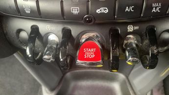 Mini Hatch 1.2 One Hatchback 5dr Petrol Auto Euro 6 (s/s) (102 ps)